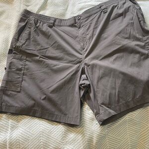 Magellan Outdoors Fish Gear Gray Cargo Shorts